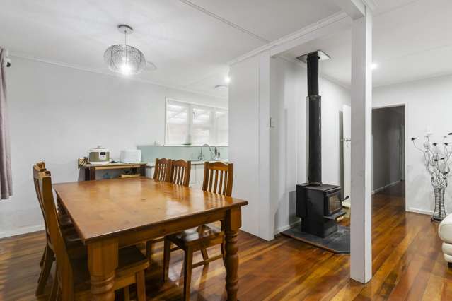 97 Hetherington Road Ranui_2