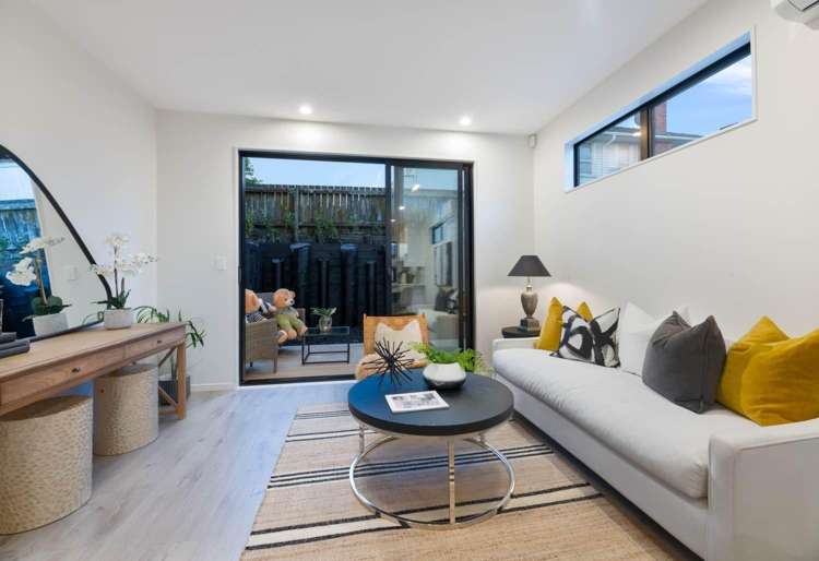 5/11 Jaemont Ave 1802_1