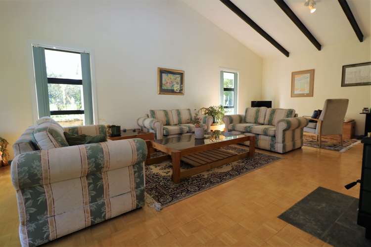 32c Lincoln Road Carterton_9