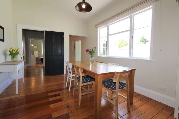 18 Clifton Avenue Carterton_20