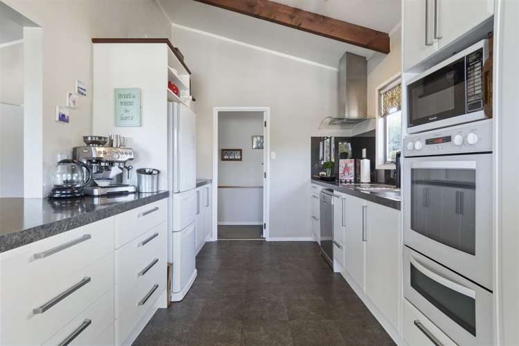 6 Tarata Street Matua_14