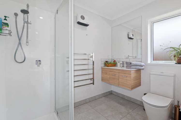 12 Whatumairangi Way Owhata_9