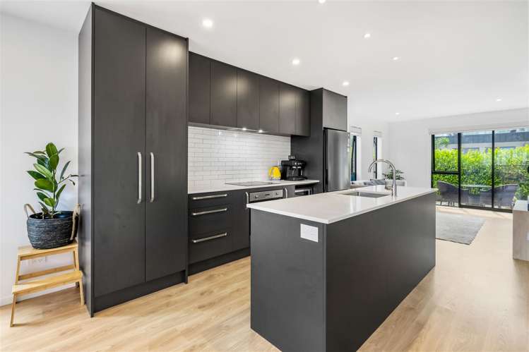 1 Orca Drive Stanmore Bay_16