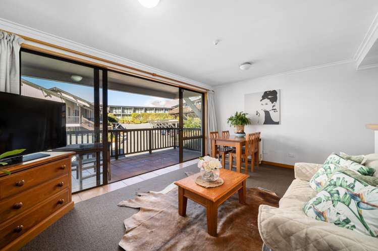 310/139 Fernhill Road Fernhill/Sunshine Bay_0