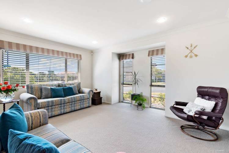 22 Aberdeen Crescent Wattle Downs_7