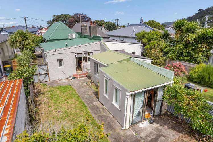 47 Riddlers Crescent Petone_16