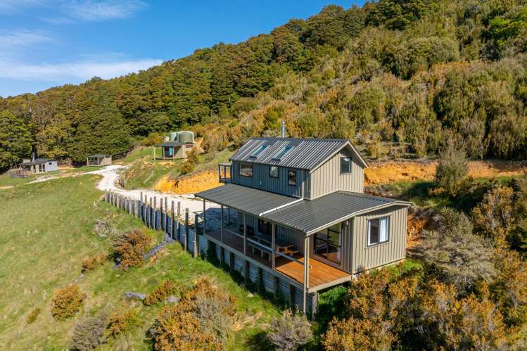 775 Canaan Road Takaka Hill_4