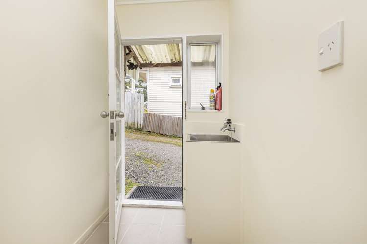 1/6 Cockburn Street Kilbirnie_10