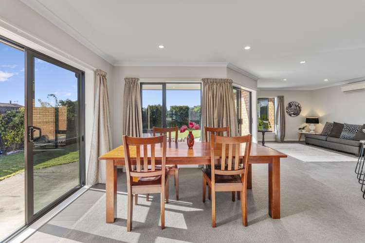 8 Brompton Close Richmond Heights_14