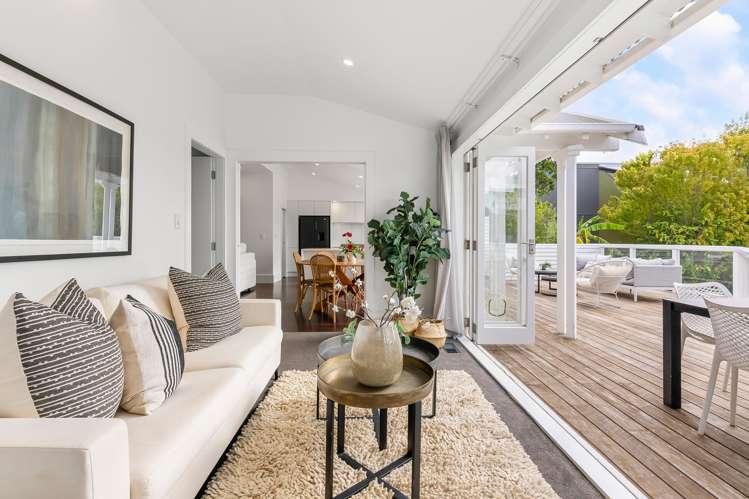 109 West End Road Westmere_13