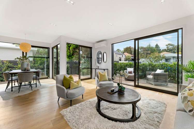 13a Queensway Three Kings_7