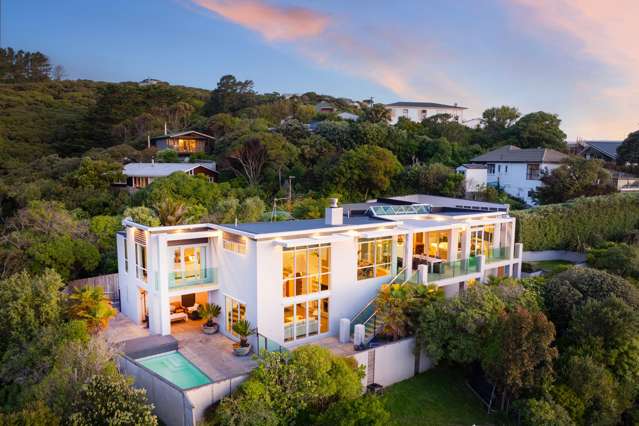 Luxury Living in the Heart of Plimmerton