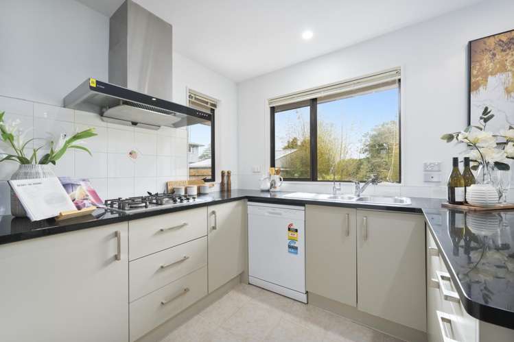 27a Chorley Avenue Massey_13