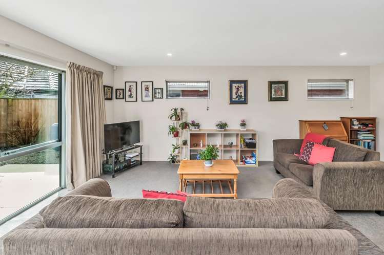 16 Venerable Terrace Yaldhurst_8