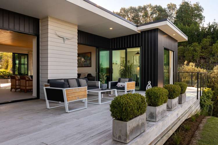 6 Tiwarawara Lane Pirongia_17