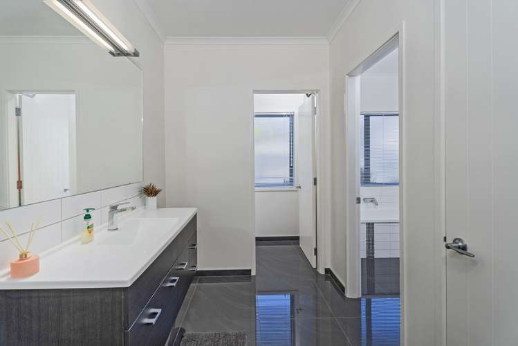 6 Roseberry Place Whitianga_23