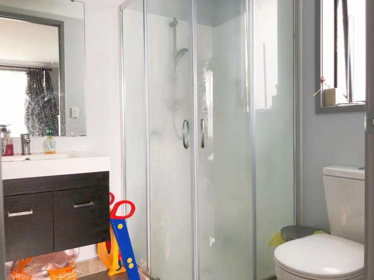 2/65e Metcalfe Road Ranui_8