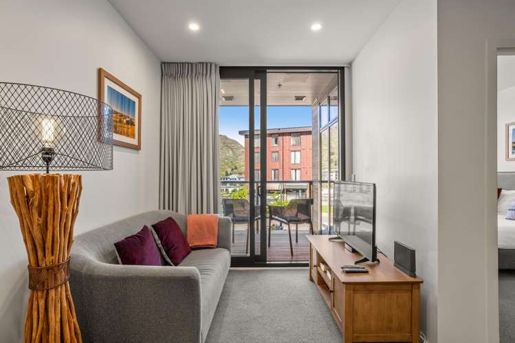 107/30 Red Oaks Drive Frankton_4