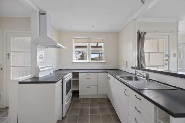 37 Disraeli Street Hawera_2