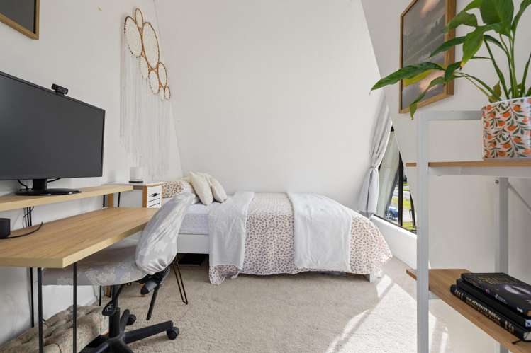 12 Eureka Place Parahaki_21