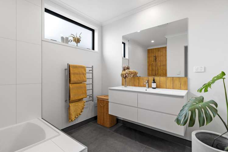 40 Challinor Street Pukete_20