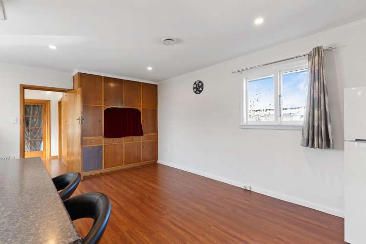 2/107 Halswell Road_4