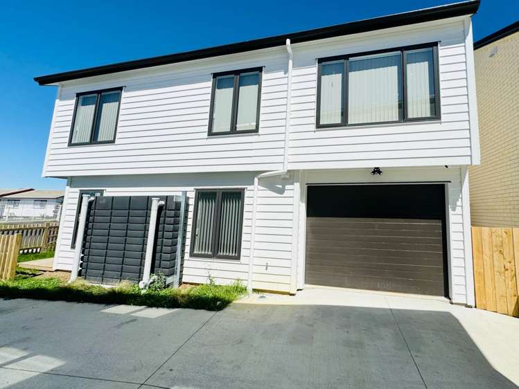 66A Maplesden Drive Clendon Park_14