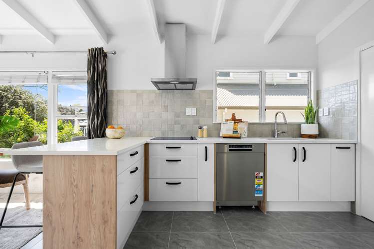 292 Beach Road Campbells Bay_7