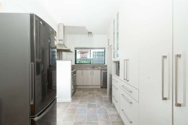 35 Livingstone Avenue Nawton_2