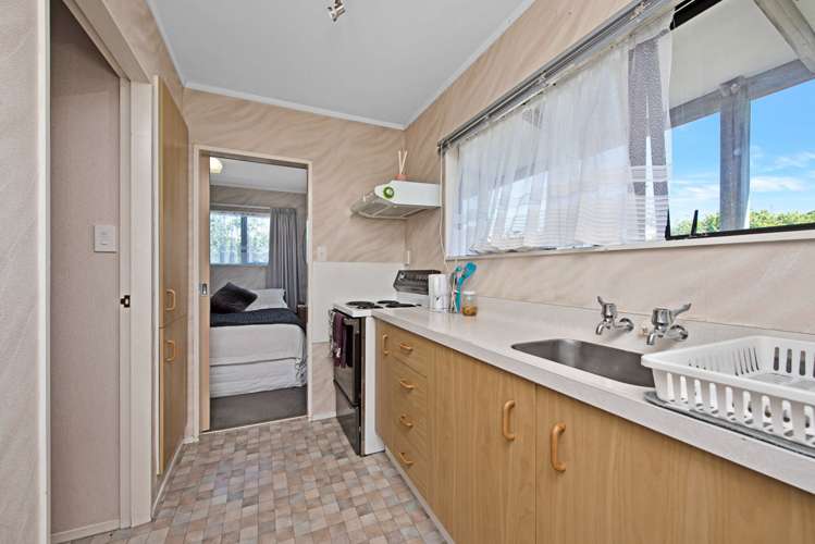 68 Kauri Street Miramar_21