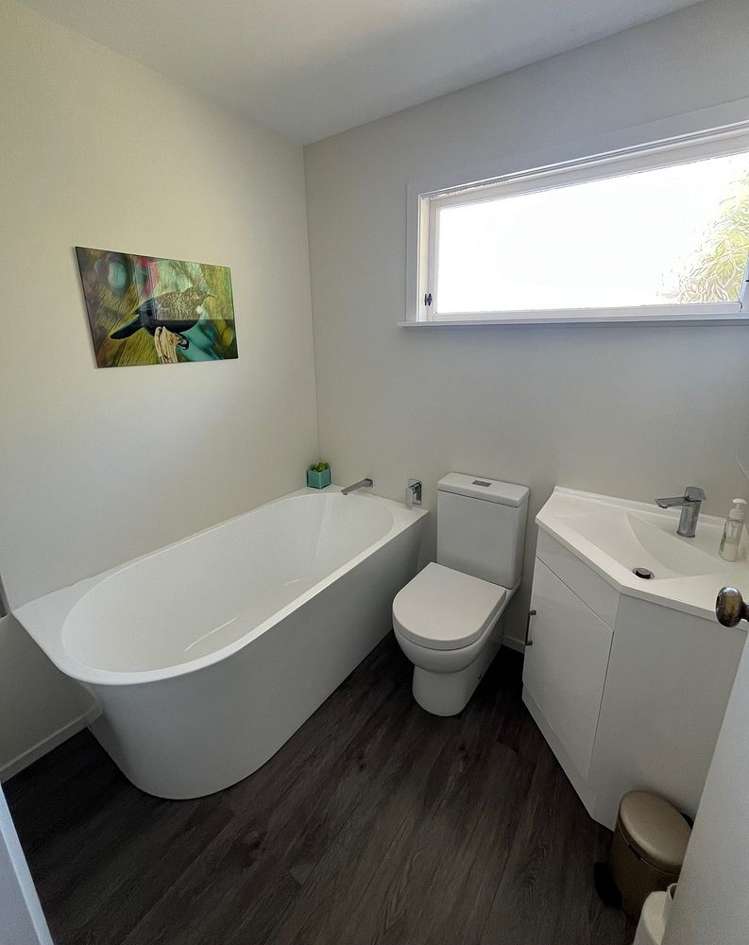 51 Thurleigh Grove Karori_8