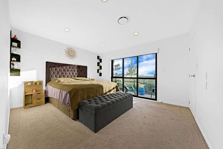 32 Matahae Drive Flat Bush_8