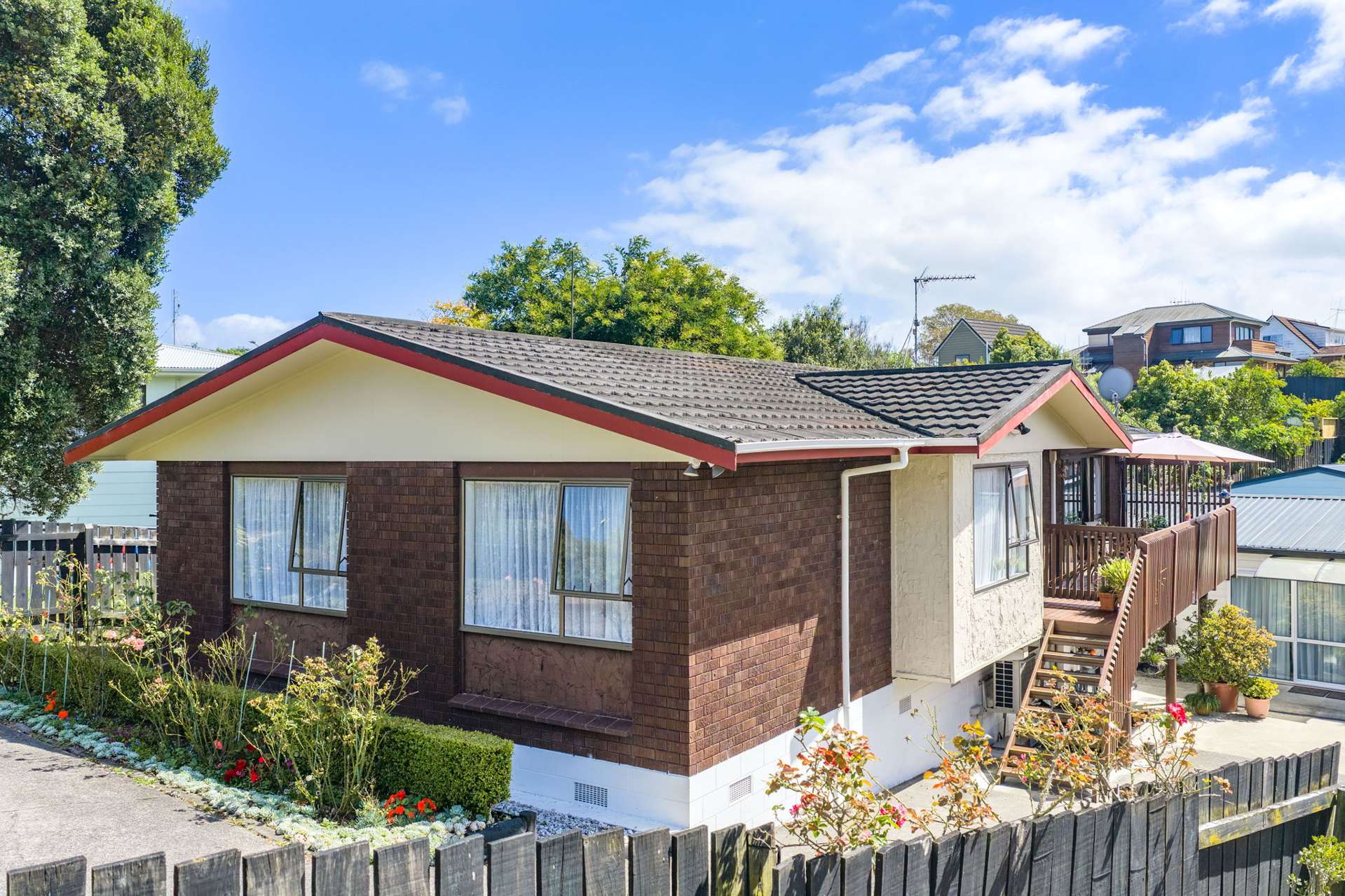 99 Dinsdale Road Dinsdale_0