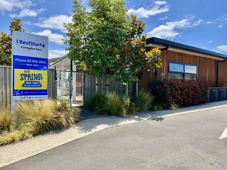 6 Isaacs Lane 11103_18