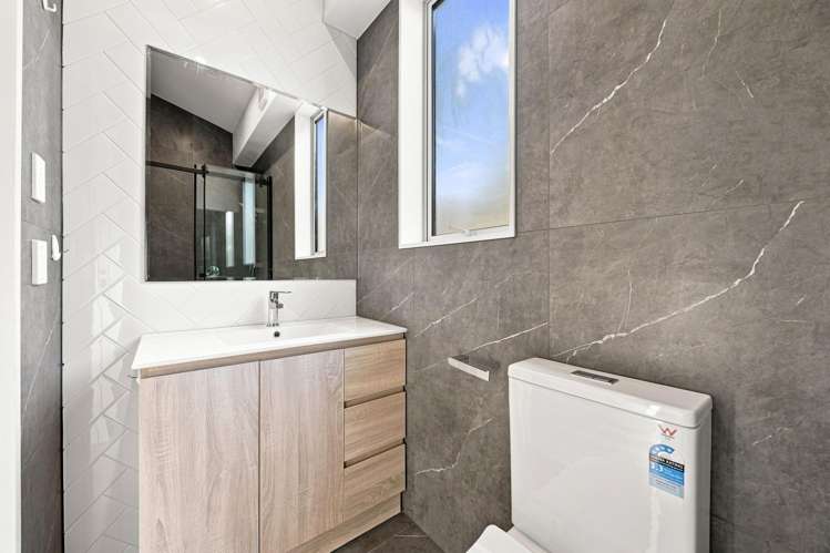 8/4 Ranier Street Ellerslie_12