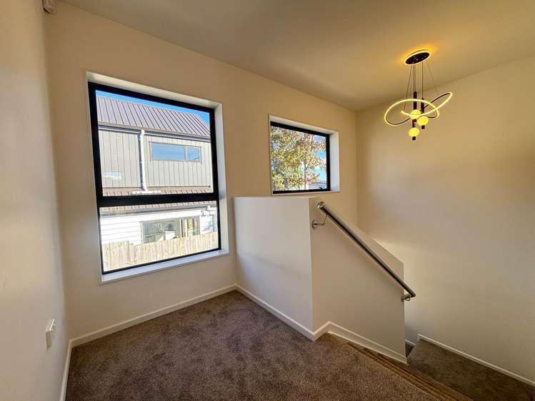 8B Starling Place Ranui_5