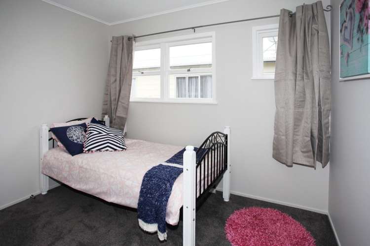 14 Duke Avenue Pukekohe_9