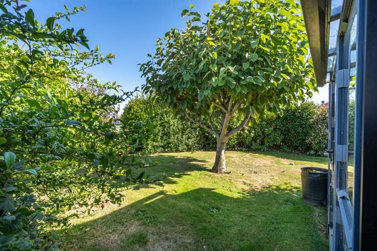 2/233 Tweed Street Appleby_11