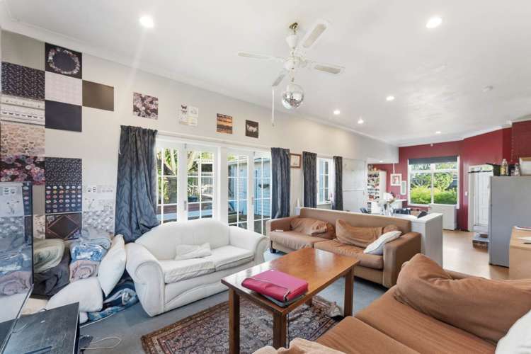 188 & 188A Gillies Avenue Epsom_9