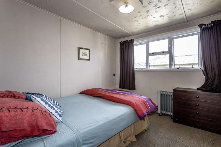 17 MacKenzie Street National Park_9