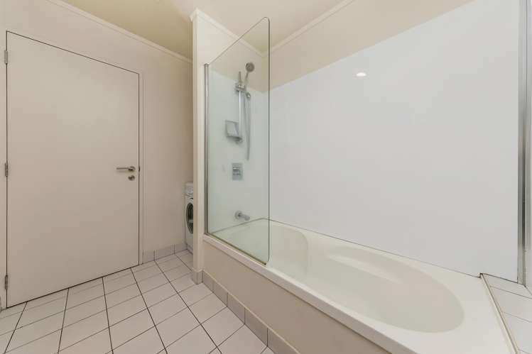 5p/16 Burton Street Grafton_15