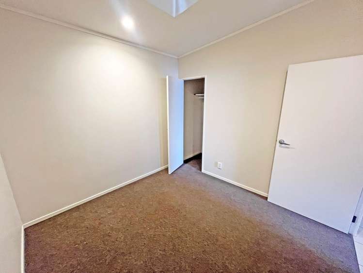 Unit E/5 Freeman Way Manukau_10