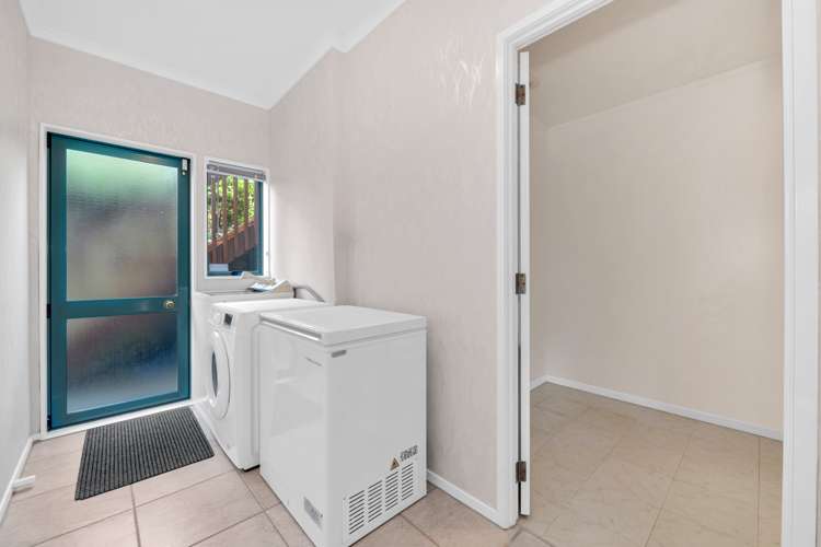 17 Covina Place Somerville_16