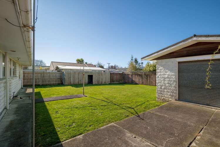 18 Newbourne Crescent Redwoodtown_18