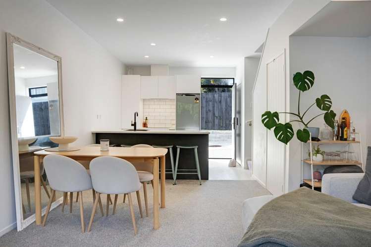 2/1 Jersey Avenue Mount Albert_4