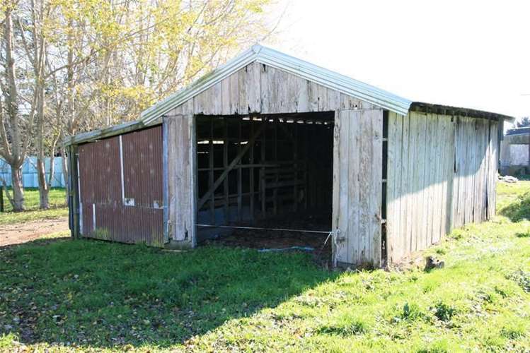 2 Davis Road Inglewood_10