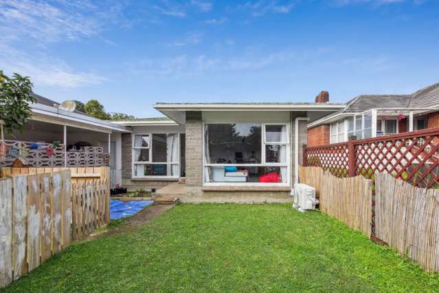 1/20, 2/20 & Springleigh Avenue Mt Albert_4