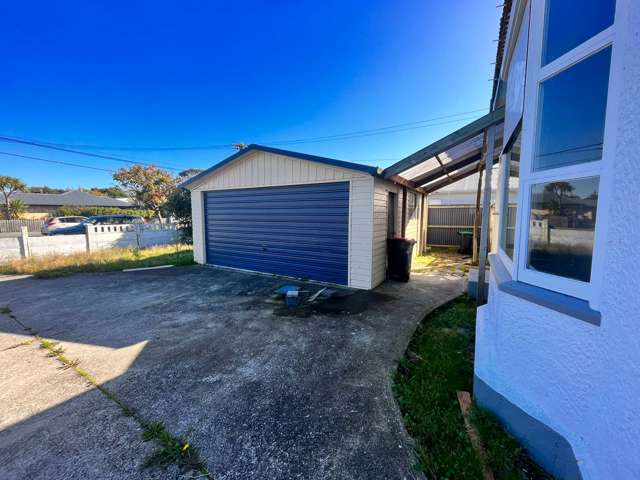 275 Breezes Road Aranui_1