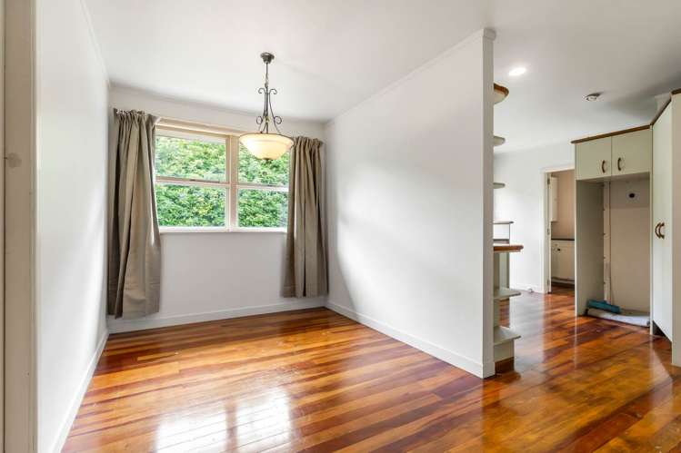 18 Triangle Road Massey_3