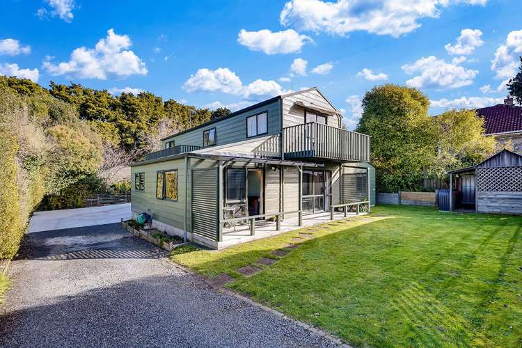 19 Anzac Avenue_0